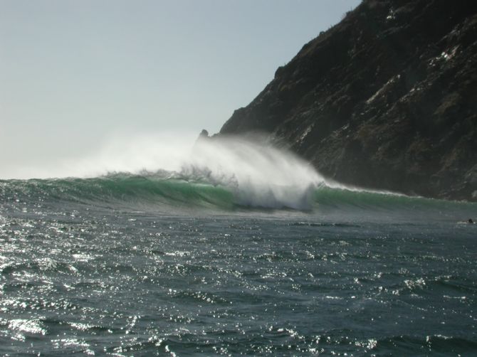 Ollies Point Head High Surf