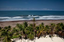 Jaco Beach with waves&nbsp;-&nbsp;Jaco, North Puntarenas