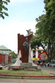 Statue next to the Cathedral in Alajuela&nbsp;-&nbsp;Alajuela, Alajuela