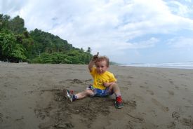 World Traveling Baby Finds Paradise&nbsp;-&nbsp;Playa Uvita, South Puntarenas