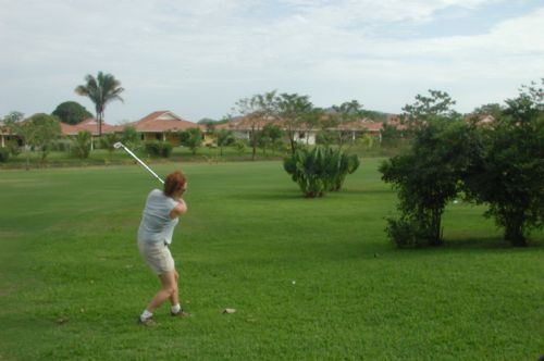 Golfing in Tambor