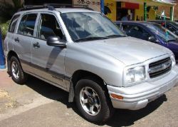 Geo Tracker 4 doors
