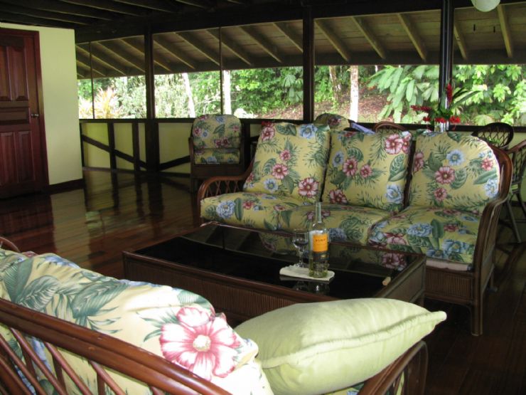 Beach House Private Sitting Area