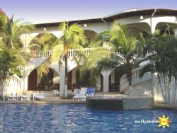 Pool at Hotel Zullymar
