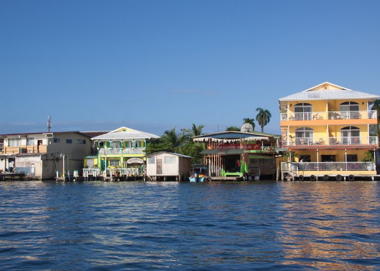 Hotels and commerce in Bocas del Toro