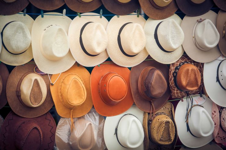 Hat sale in Palmares