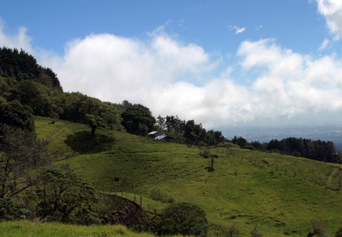 Foothills near Barva Volcano