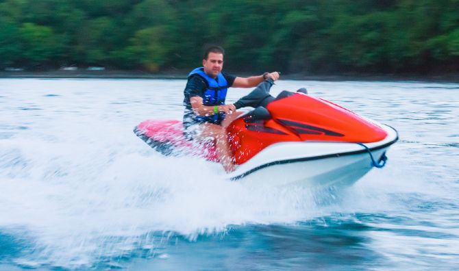 Riding a jet ski in the Papagayo Gulf in Guanacaste