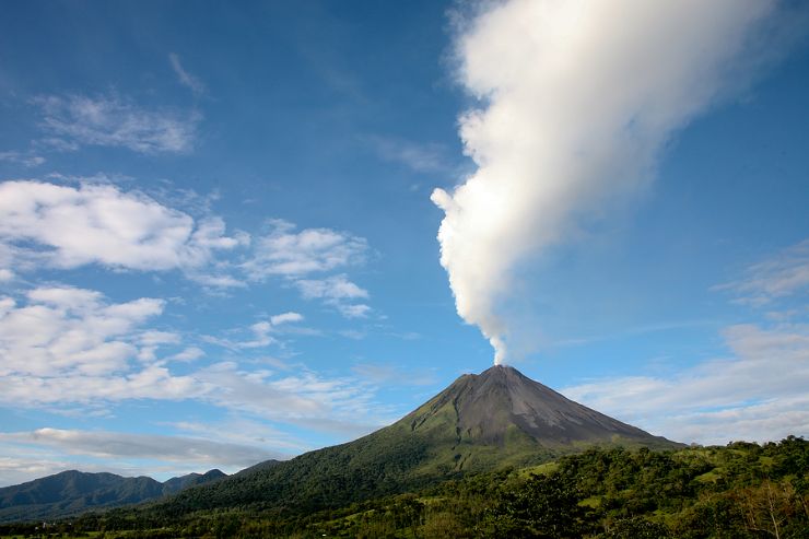 Arenal Volcano blowing smoke