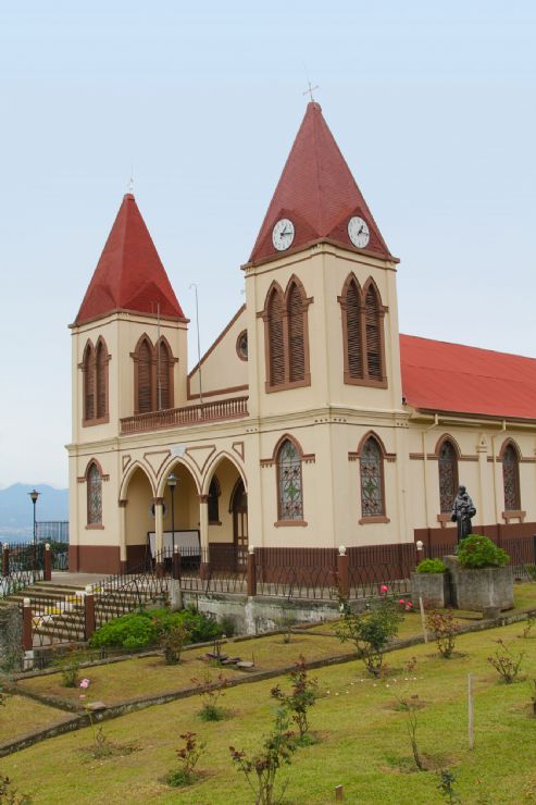 Beautiful Church in San Antonio de Escazu