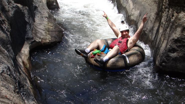 Todd Sarouhan & Javi the Frog with his GoPro tubing on Rio Negro