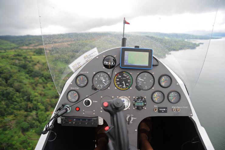 Impressive look inside Gyroplane cabin