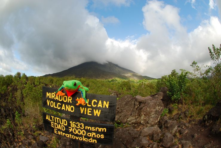 best arenal volcano hike