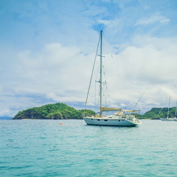 Sail boat in the gulf of the Nicoya Peninsula