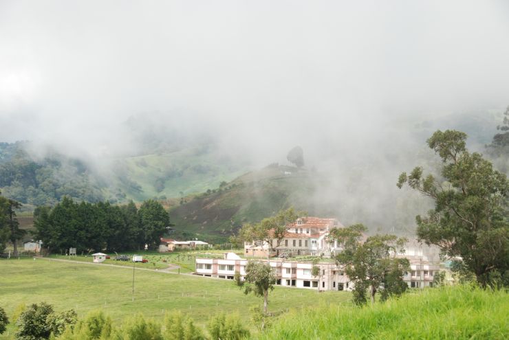 Amazing view from street of cloudy Sanatorio Duran, Cartago