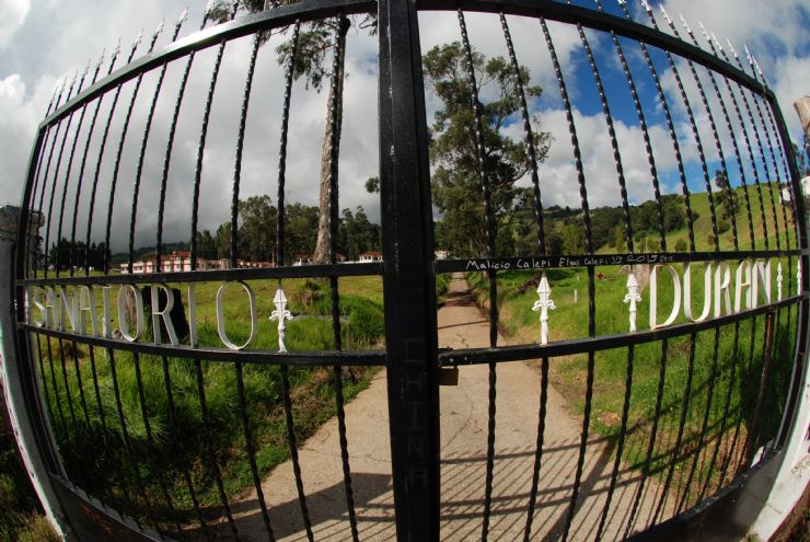 One of Duran Sanatoriums main gates, Cartago