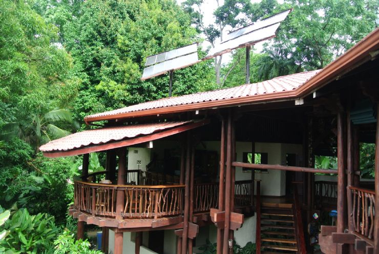 Solar panels at Playa Nicuesa Rainforest Lodge