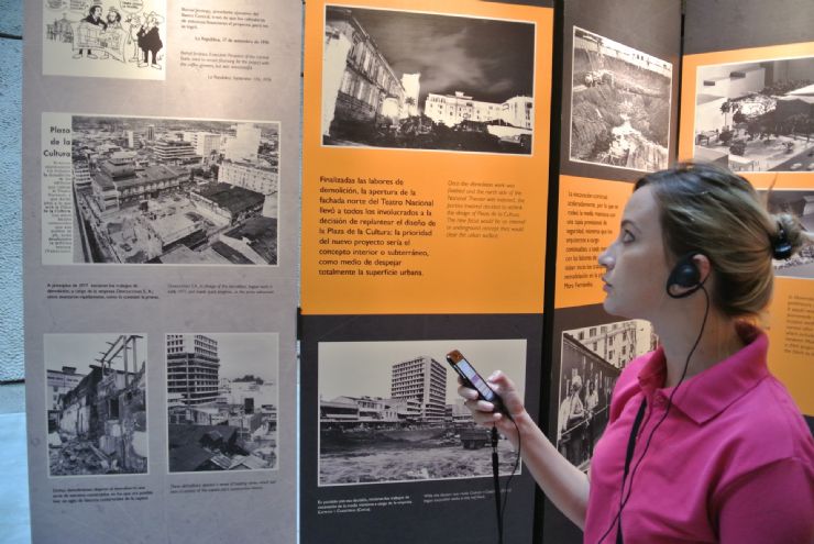 Tourist listening to audio history, San Jose