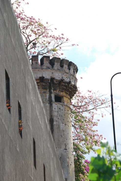 Tower with gunshots facing the street in San Jose