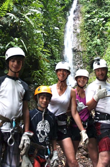 Desafio Canyoning in the Lost Canyon