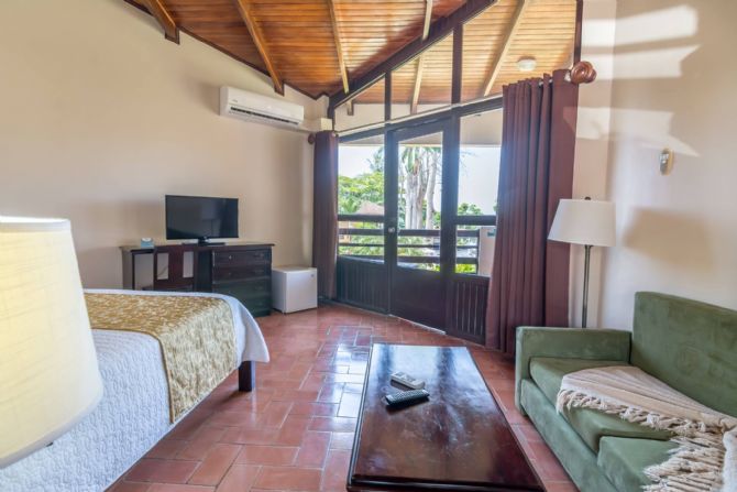Cozy rooms at Terraza Del Pacifico Hotel