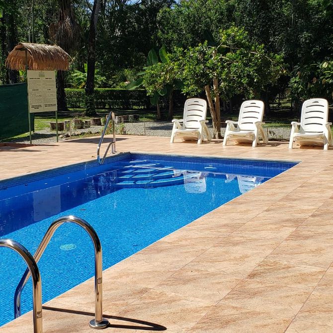 Family pool at Ciudad Pérdida Ecolodge