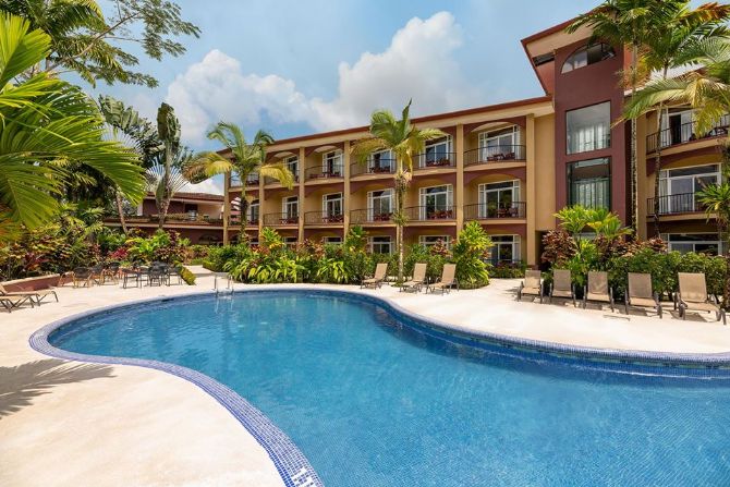 Refreshing pool at Hotel Magic Mountain