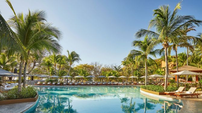 Adorable pool at Four Seasons Resort Papagayo