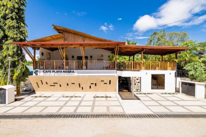 Main entrance at Cafe Playa Negra Hotel