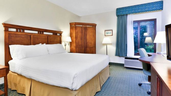 Guest Room at the Holiday Inn Express San José Costa Rica Airport