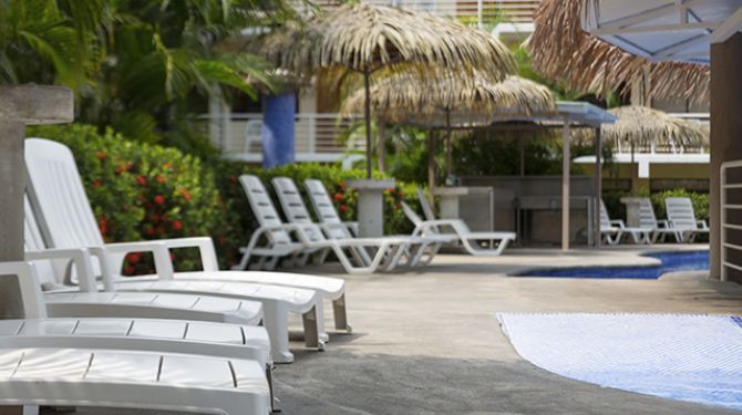 Relax at 	Hotel Arenas en Punta Leona