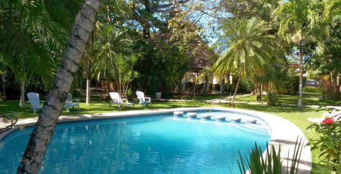 Pool at Hotel Samara Beach