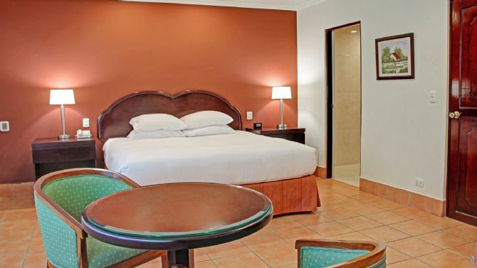 Master suite bedroom at the DoubleTree by Hilton Hotel Cariari San José - Costa Rica