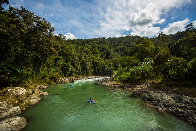 Rafting at Pacuare Lodge