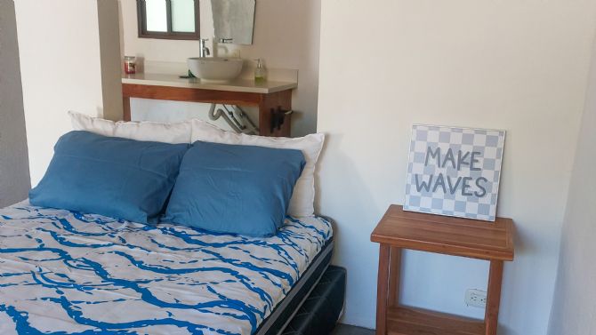 Queen Bed Cabina at Tao Destinations