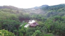 Paradise inside nature at Macaw Lodge