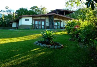 Finca Vibran Bed and Breakfast