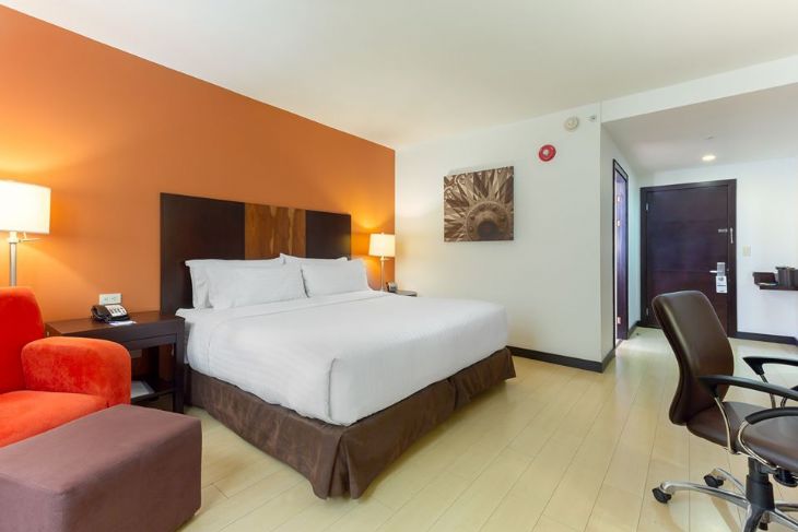 Amazing rooms at Holiday Inn Express San Jose Forum