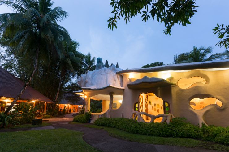 Gaudi style building t Laguna Lodge Tortuguero