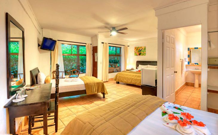 Comfortable Rooms at Hotel Hacienda Guachipelin