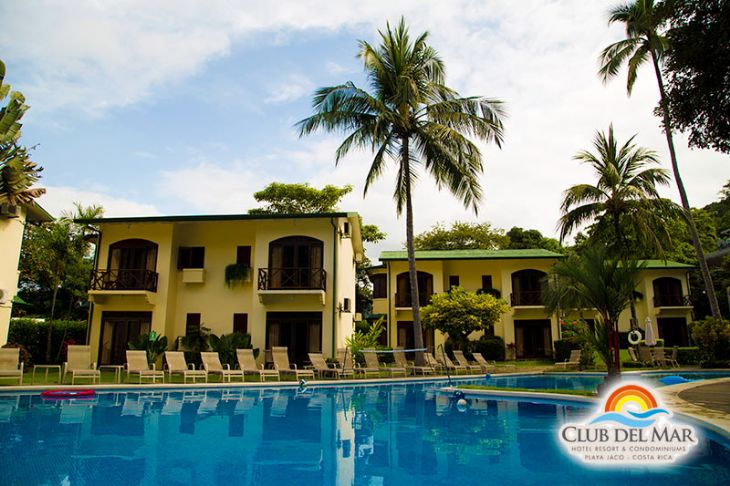 Pool with view of Hotel Club Mar Rooms